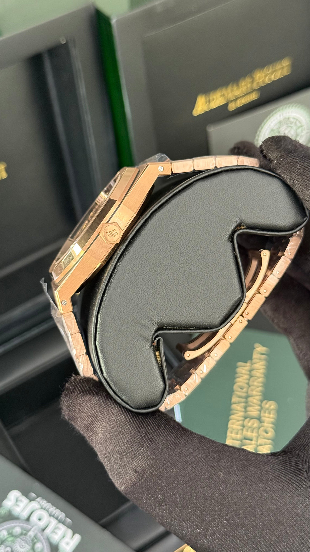 AP SKLETON (ORO ROSA / NEGRO) SUPERCL0N