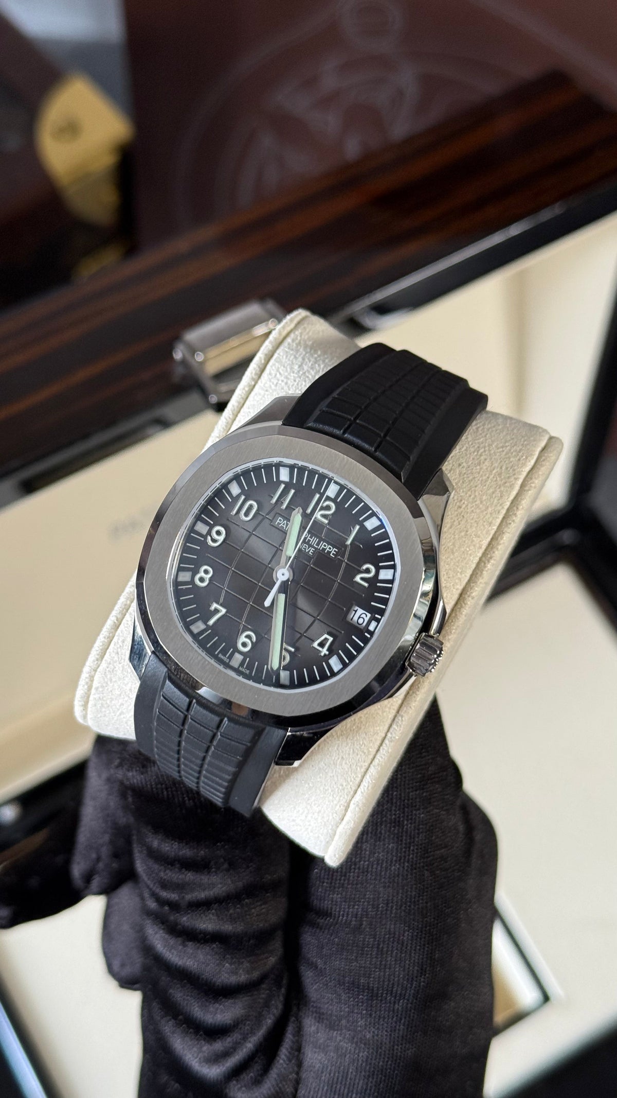 PP NAUTILUS NEGRO GOMA (SUPERCL0N)