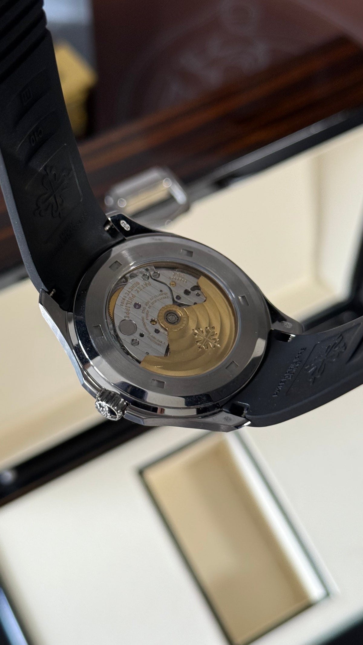 PP NAUTILUS NEGRO GOMA (SUPERCL0N)